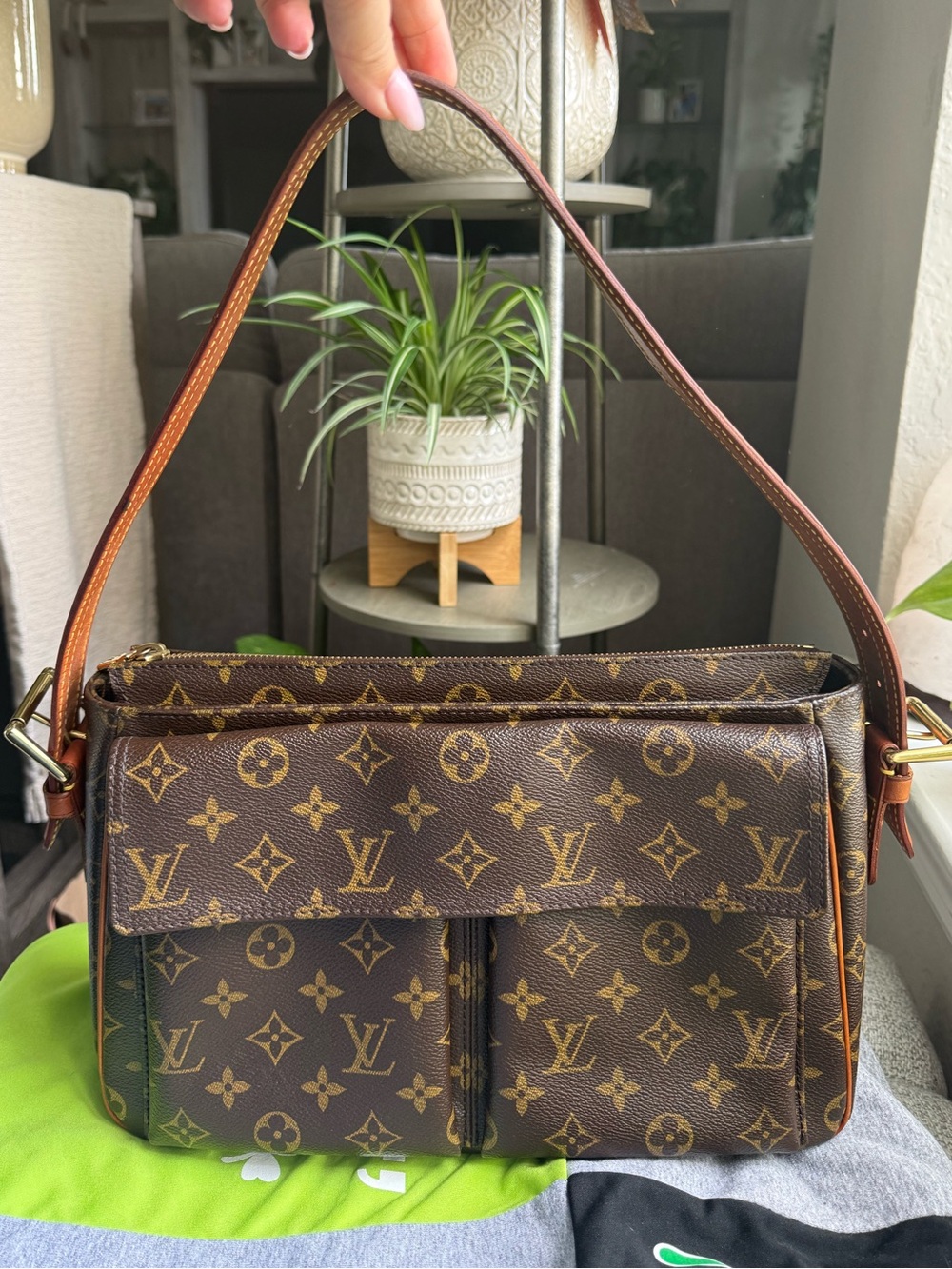 Vintage Louis Vuitton Viva Cite GM